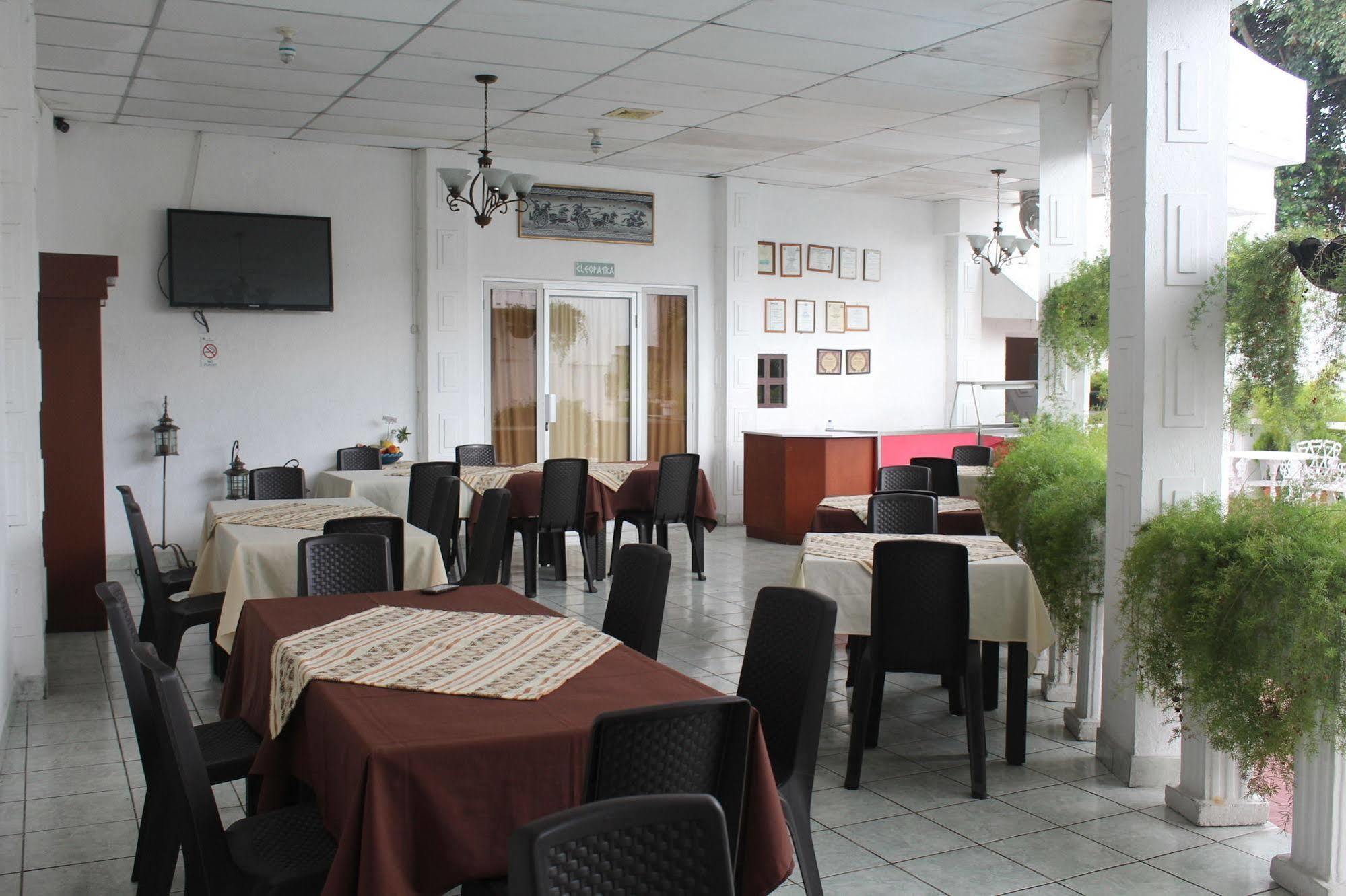 Hotel Grecia Real San Salvador Exterior foto